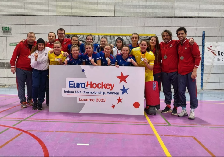 Stříbrné juniorky z ME v pozemním hokeji: Postupně nám dochází, že je to velký úspěch