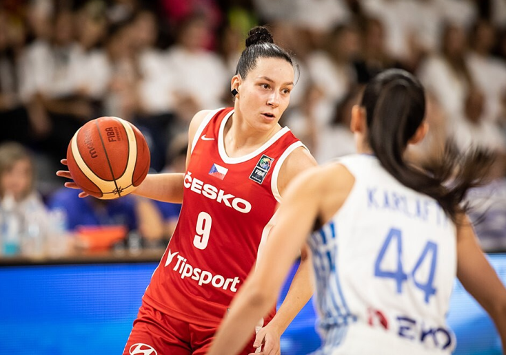 Tři střelkyně byly na Řecko málo. České basketbalistky si vezou prohru