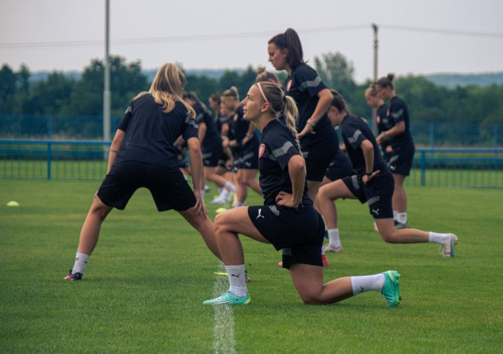 Návrat opor i zápas s Portugalskem. Fotbalistkám začal první sraz roku